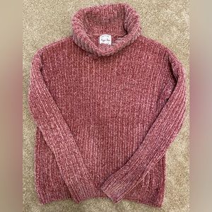 HIPPIE ROSE TURTLENECK SWEATER